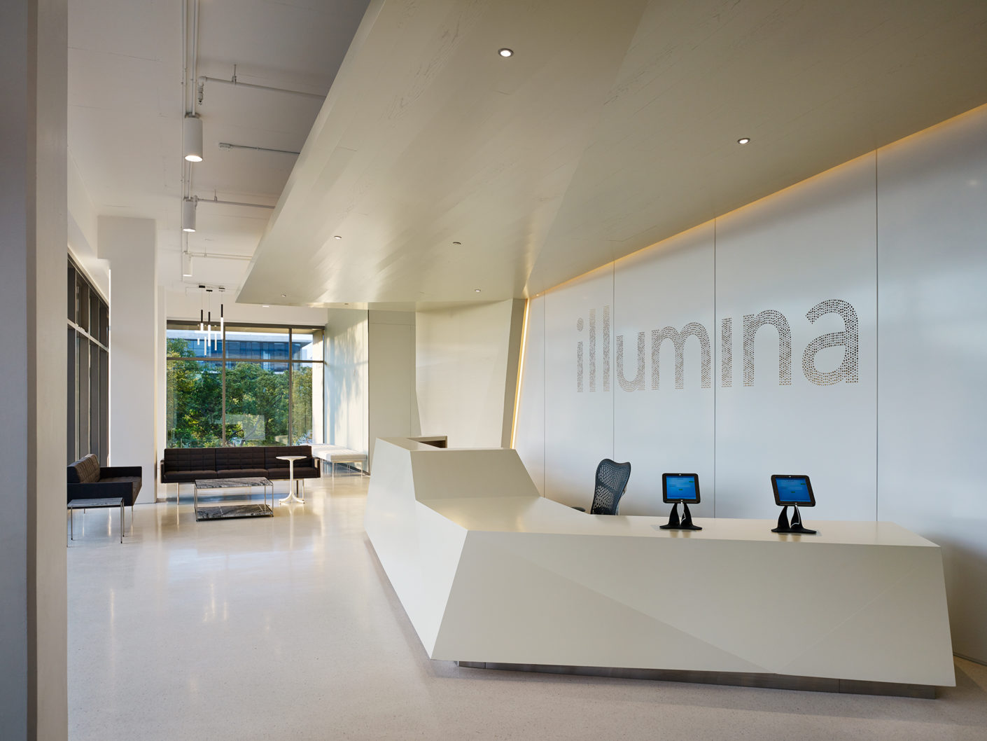 i3 Illumina large reception desk in main entry