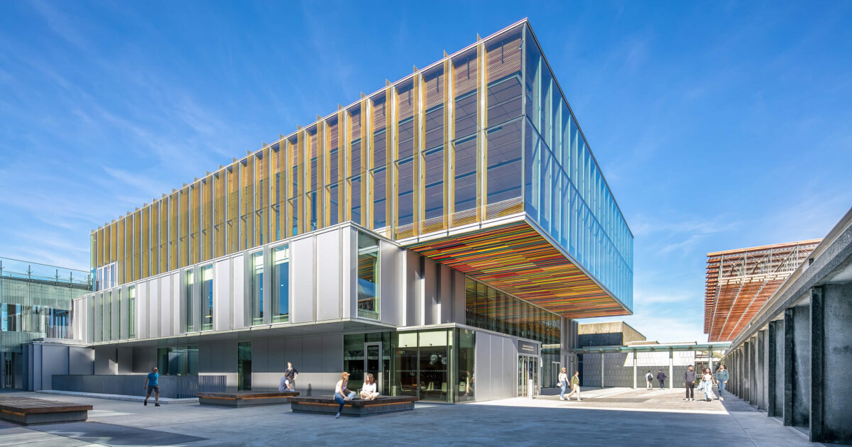 Simon Fraser University Student Union Building – Perkins&Will