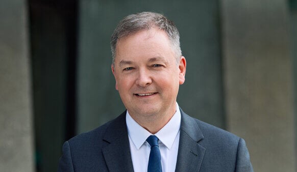 Headshot of Derek Newby