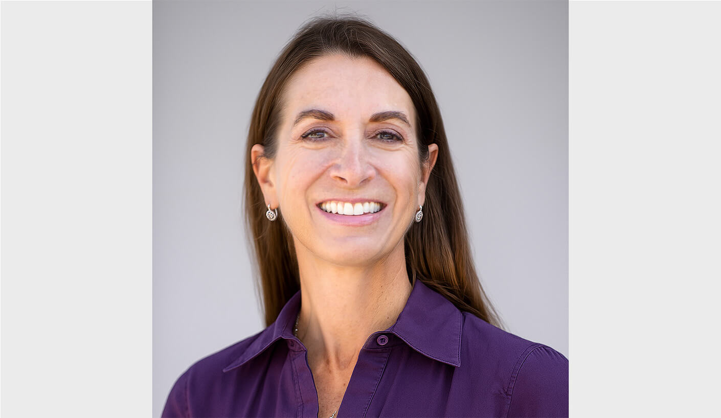 Headshot of Carolyn Petty.