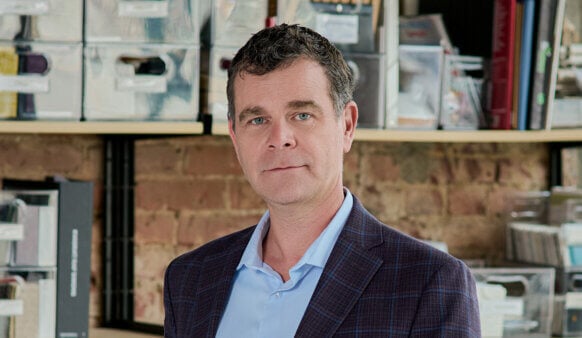 Headshot of David Pascu