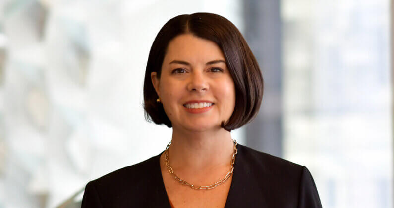 Headshot of Laura Morris.
