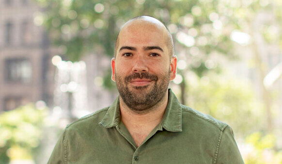 Headshot of Wilfredo Rodriguez.