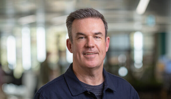 Headshot of Simon Bone