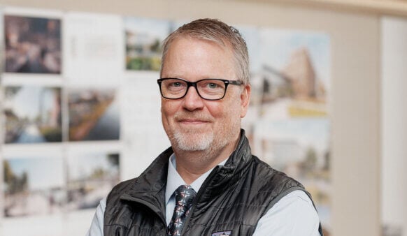 Headshot of Tom Beck