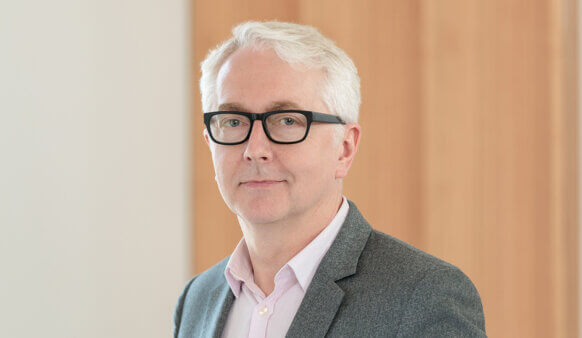 Chris Connell Headshot